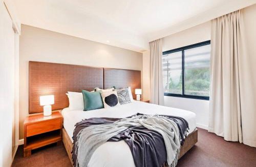 Darwin City Centre Apartment | Poolside Resort Living on Esplanade with Balcony
