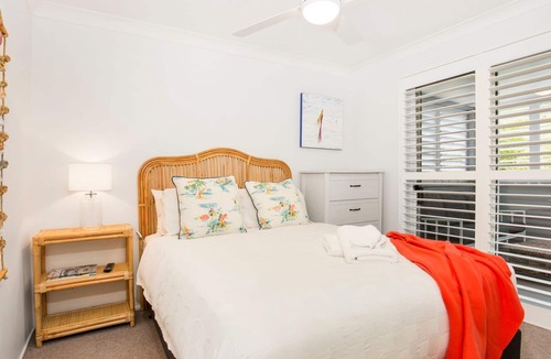 Vincentia House | Poolside Vincentia - by Latitude South Coast
