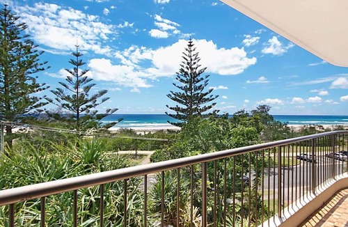 Bilinga Apartment | Porta Pacifique 10 - Beachfront Bilinga With Stunning Views!