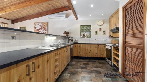 Port Willunga House | Portavino by Wine Coast Holiday Rentals