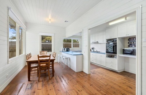 Barwon Heads House | Portrush - Ultimate Family Stay - Sleeps 13
