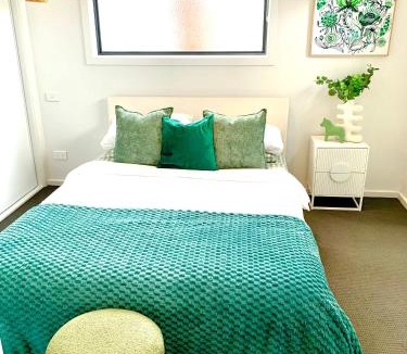 Mornington House | Position Perfection- Mornington