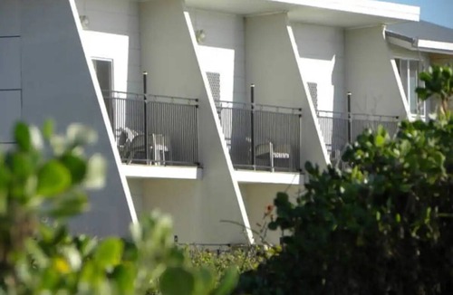 Lake Cathie Apartment | Premium Suite with Ocean Views