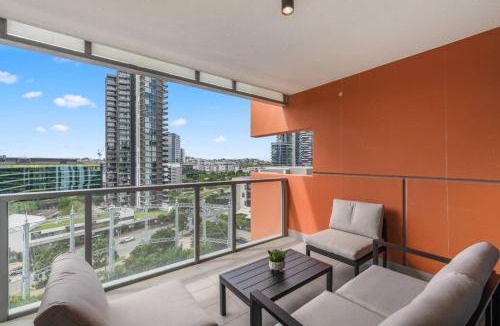 Newstead Apartment | Premium Urban Stay with Rooftop Pool and City Views