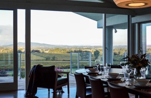 Yarra Glen Villa | Prestigious Yarra Valley Retreat