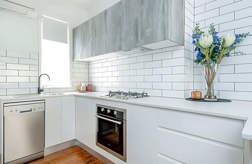 Adamstown Apartment | Prickly Pear Stays in Adamstown, 1-br