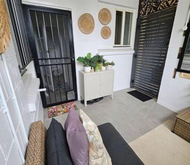 Bulimba Apartment | Prime location: Just steps away from Oxford Street