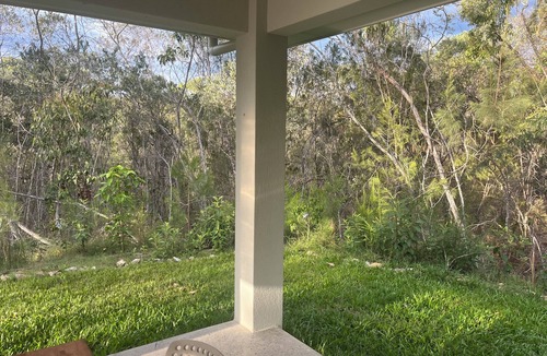 Koah Cottage | Private 2-bedroom cottage in tranquil Koah
