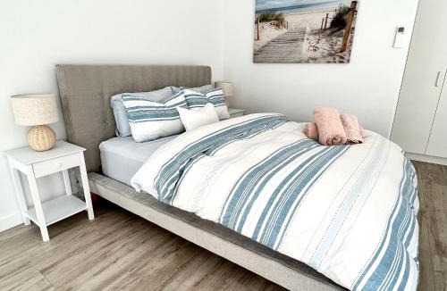 Barwon Heads House | Private Barwon Heads Cottage Walk to River