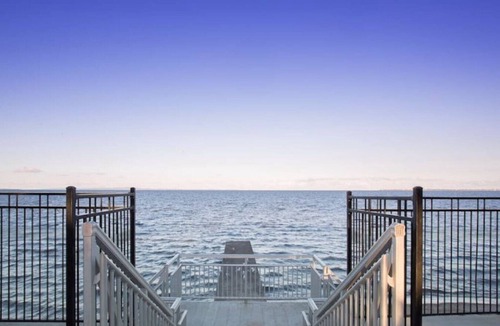 Beachmere House | Private Beach House for a Perfect Family Getaway