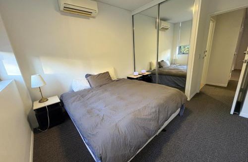 Southport Apartment | Private Bedroom & Bathroom in a Shared Apartment