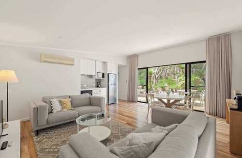 Yallingup Apartment | Private One-Bedroom Studio Nestled in Bushland