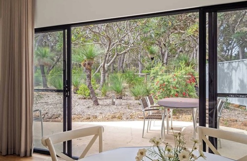 Yallingup Apartment | Private One-Bedroom Studio Nestled in Bushland