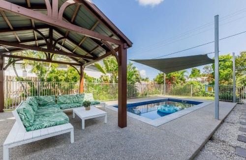 West End House | Private Pool Retreat 3BR 2BA Townsville Pet-Friendly