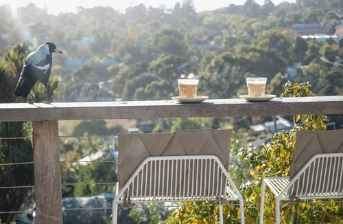 Daylesford House | Private-Quiet-New Heating-Sweeping views-Walk to attractions