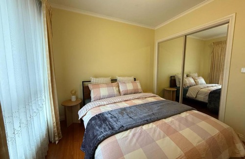 Bentleigh House | Private Room Shared House Bentleigh near train
