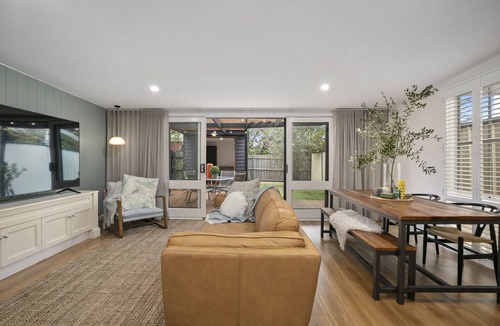 Yarraville House | Private, spacious & sun-filled, designed with your comfort in mind