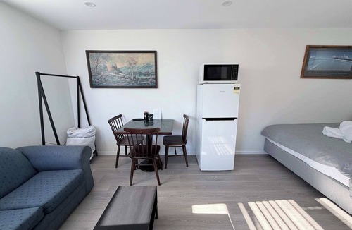 Claremont Apartment | Private Studio | Convenient Stay Near Hobart