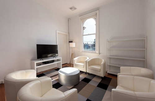 Fitzroy North Apartment | Private Unit in Heritage Building in Fitzroy North