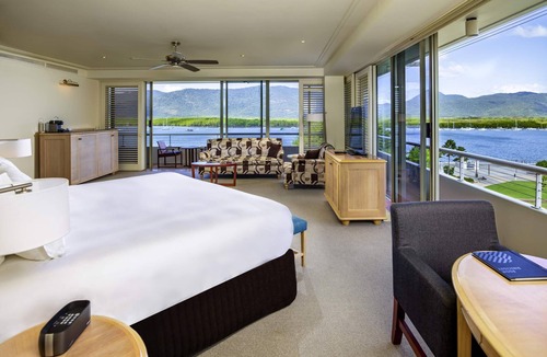 Cairns Central Business District Hotel | Pullman Reef Hotel Casino