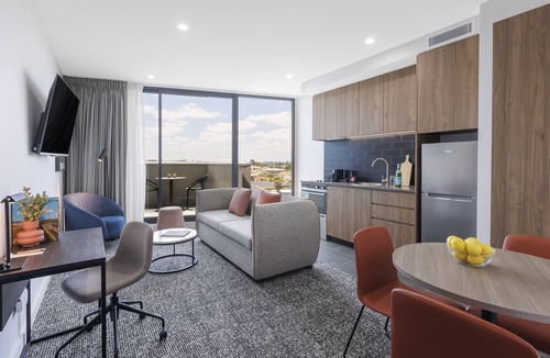Melbourne Hotel | Punthill Essendon North