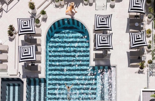 Surfers Paradise Hotel | QT Gold Coast