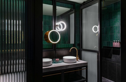 Newcastle Hotel | QT Newcastle