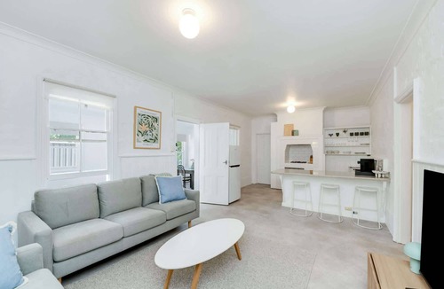Golden Square House | Quartz Cottage Bendigo
