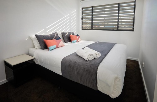 Carrington Apartment | Quattro On Young