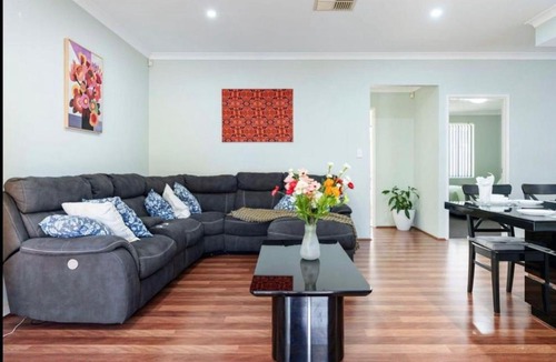Queens Park House | Queens Residence Perth Western Australia