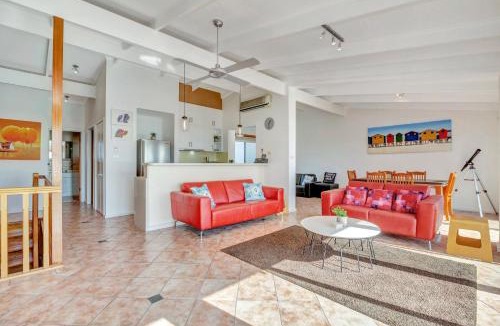 Aldinga Beach House | Queensland South - Aldinga Beach - C21 SouthCoast Holidays
