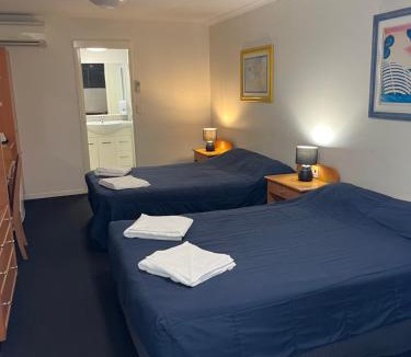 Hemmant Hotel | Queensport Hotel