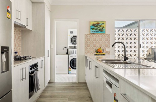 Canning Vale House | Quenda Villa
