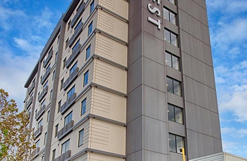 Mascot Apartment | Quest Mascot
