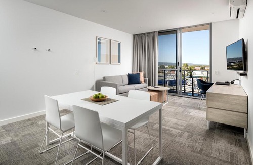 Midland Apartment | Quest Midland