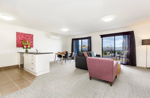 Sale Apartment | Quest Sale