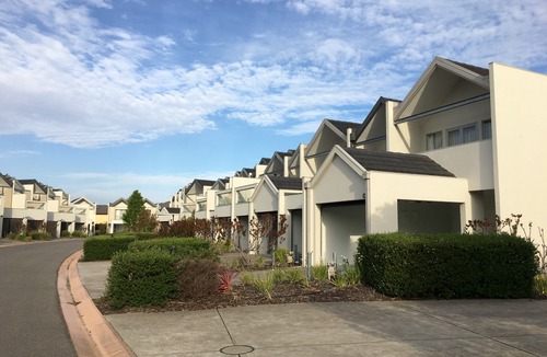 Sanctuary Lakes Hotel | Quest Sanctuary Lakes