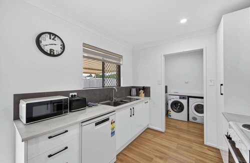 Armadale House | Quiet 3BR Armadale Home with Free Parking and AC