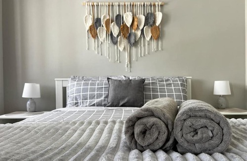 Gosnells House | Quiet Corner - A Sepal Stay