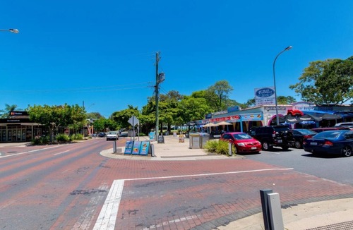 Bongaree Apartment | Quiet South Esplanade Location