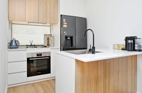 Blair Athol Apartment | Quiet Suburban Escape Near Shops & Dining