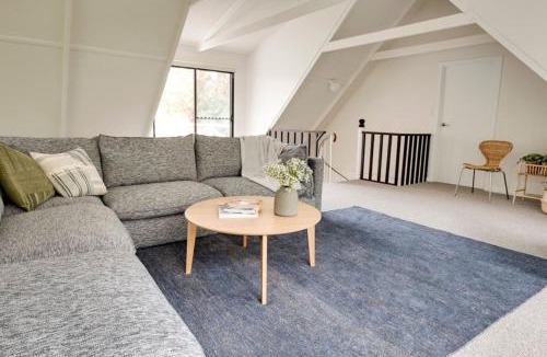 Quindalup House | Quindy Beach Cottage Just Steps to the Bay