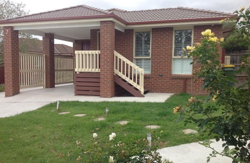 Yarra Glen Apartment | Race Course Apartments