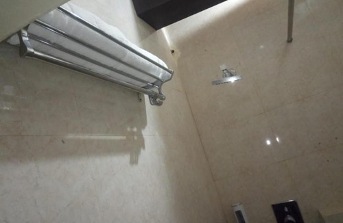 Vrindavan House | Radha Kunj, Vrindavan,