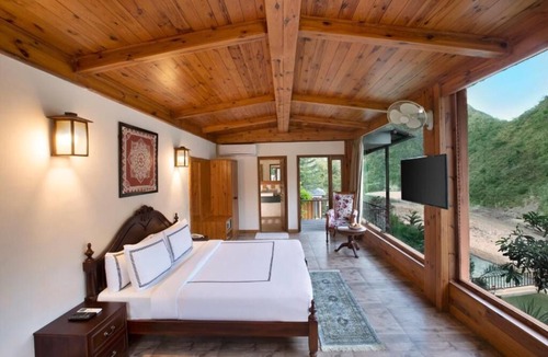 Amkholi Resort | Raga on the Ganges