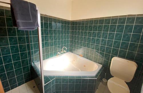 Peterborough Hotel | Railway Hotel Motel Peterborough