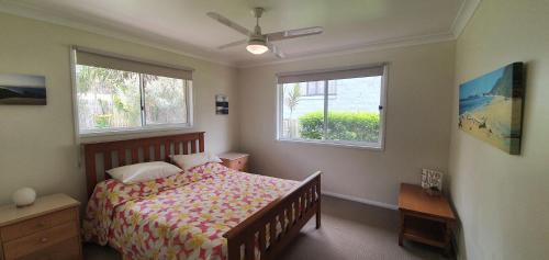 Rainbow Beach House | Rainbow Cottage - Rainbow Beach. Pets welcome