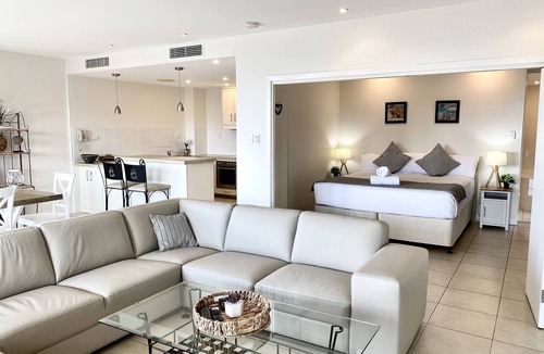 Rainbow Beach Apartment | Rainbow Ocean Palms Resort
