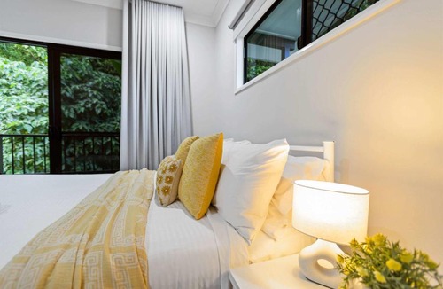 Caravonica House | Rainforest Escape with Pool & Mountain Views