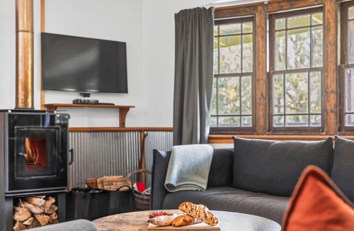Surf Coast Shire House | Rainforest Retreat